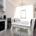 Pearl Apartament *