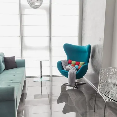Pearl Apartament *